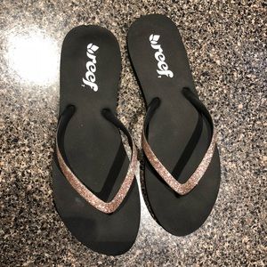Reef Rose/Gold Sparkle Flip Flops NWOT